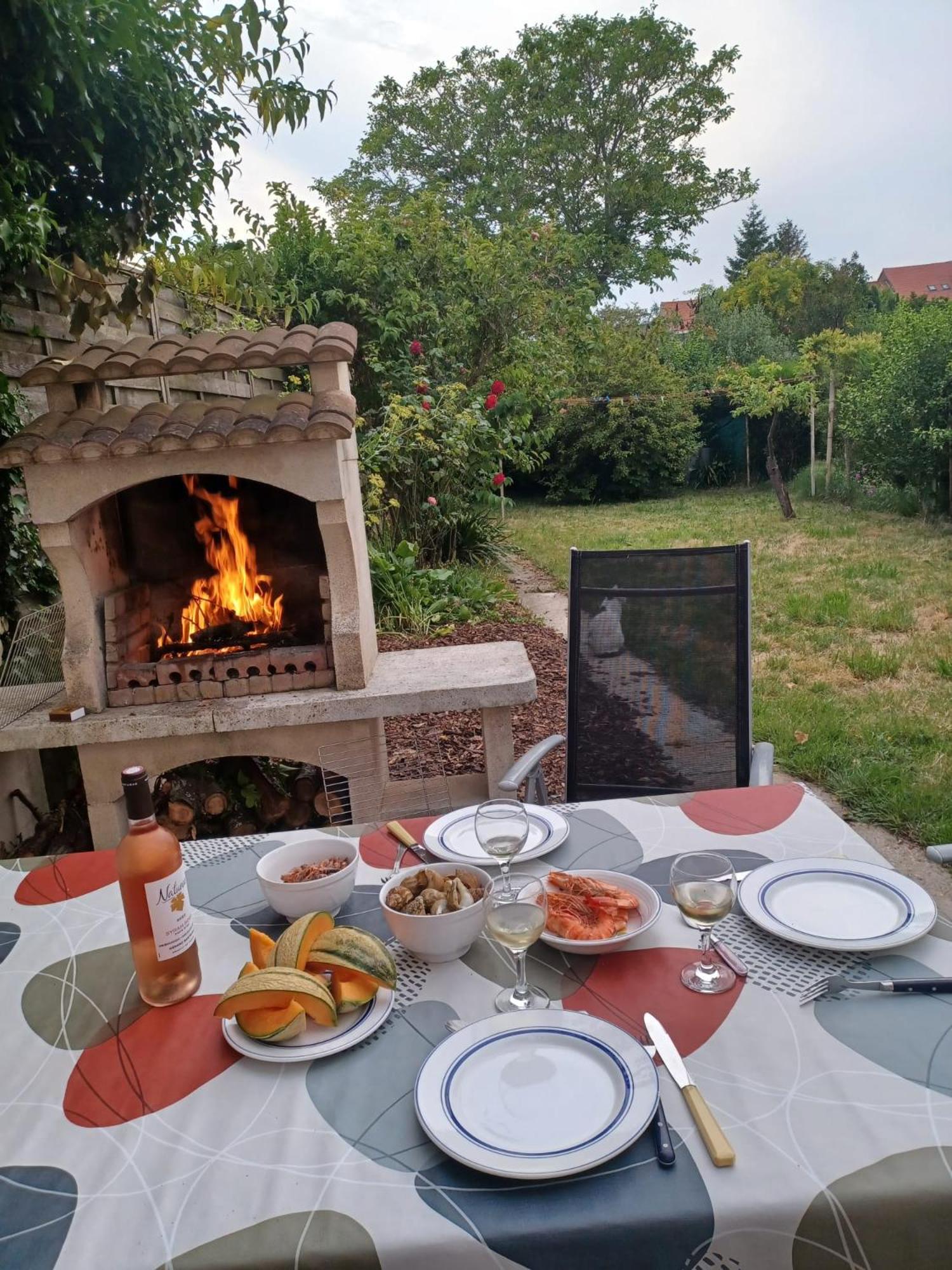 Nice House, Garden And Bbq 3Km From The Beach / Jolie Maison, Jardin Et Bbq A 3 Km De La Plage Coudekerque-Branche Экстерьер фото